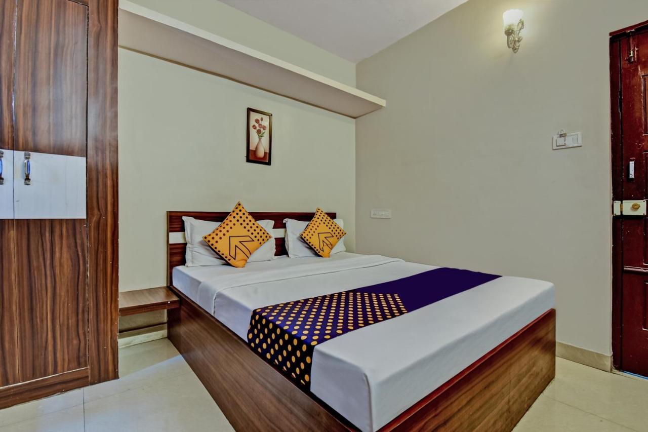 Parkwood Executive Rooms Inn Bengaluru Zewnętrze zdjęcie