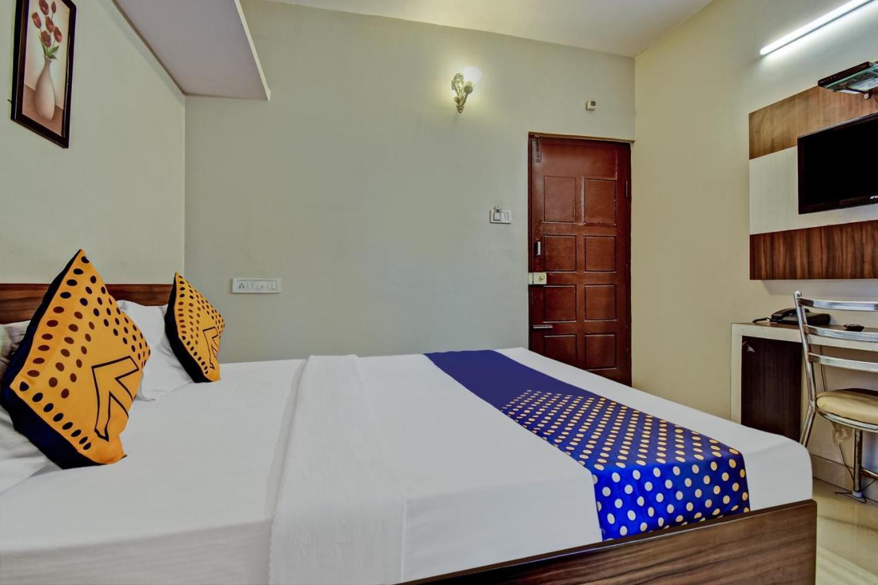 Parkwood Executive Rooms Inn Bengaluru Zewnętrze zdjęcie