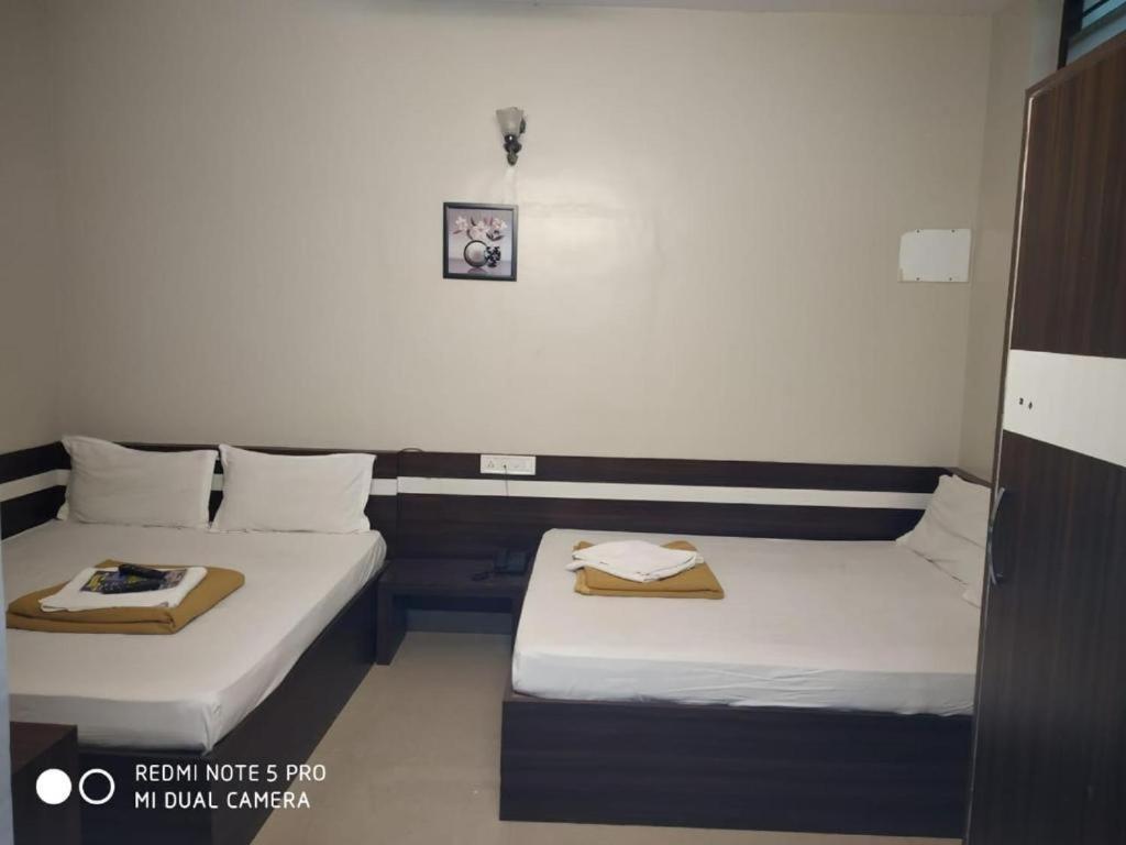 Parkwood Executive Rooms Inn Bengaluru Zewnętrze zdjęcie